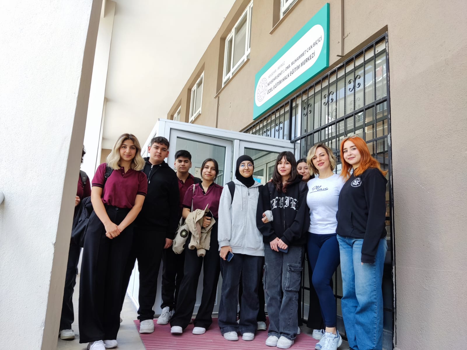 Genç AR-GE Projesi Kapsamında Öğrencilerden Ziyaret